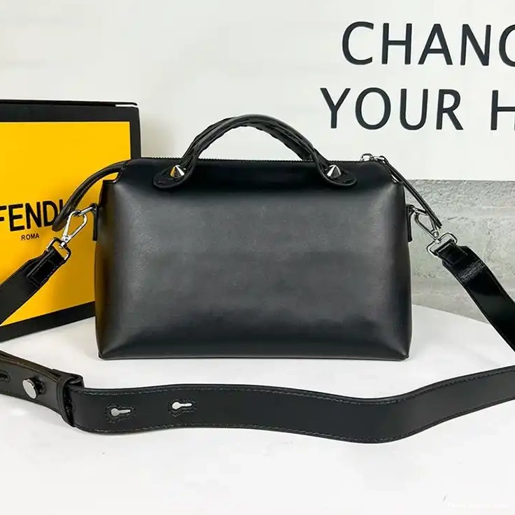 Affordable Way Medium Calf ROMA Leather Black Bag Fendi Logo In Boston By The 0515